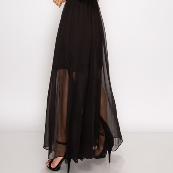 Banjul split front halter neckline dress - Picture 2 of 5